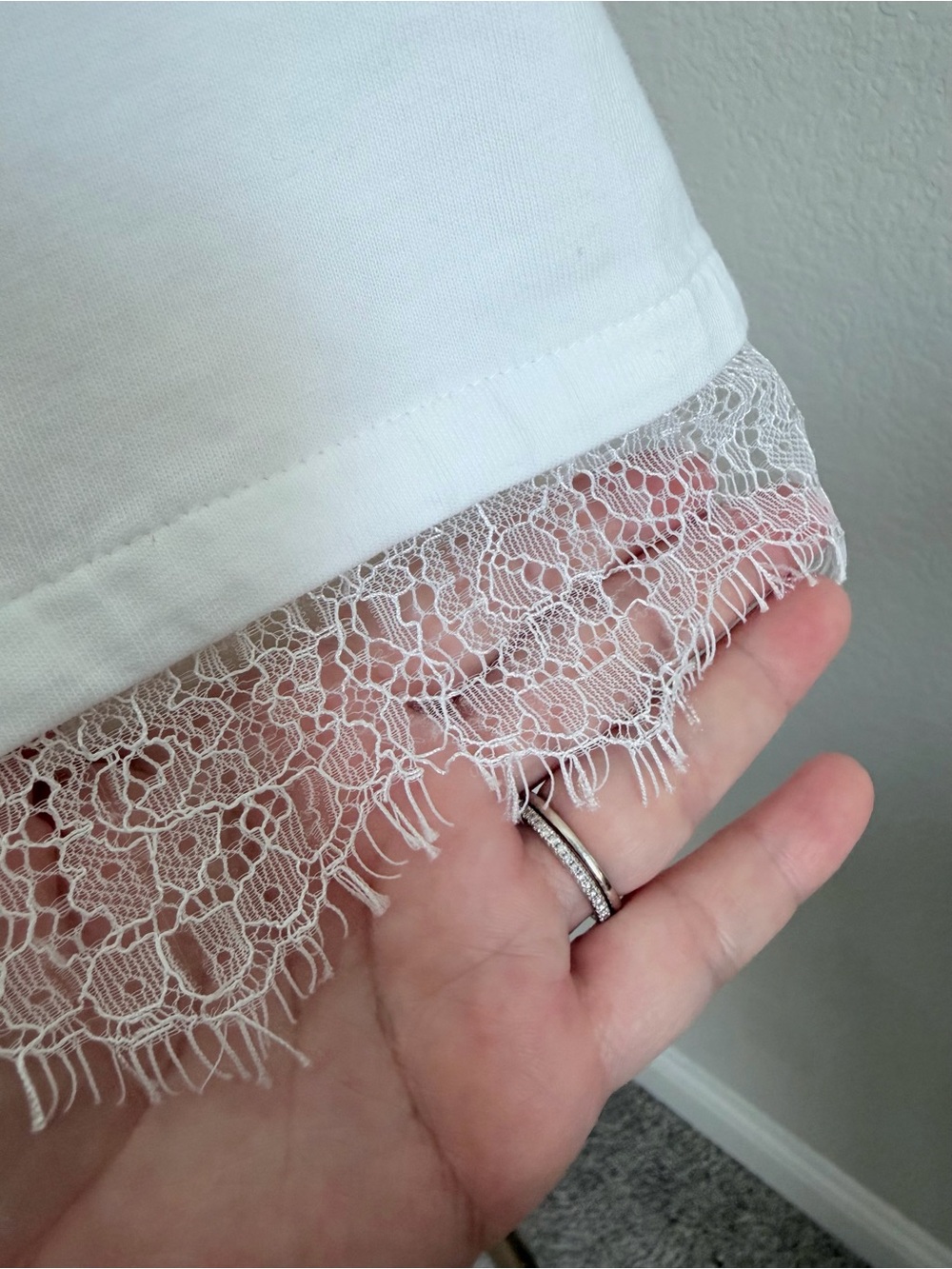LOFT White Lace Hem Tee Top | Size Small Petite SP - Picture 4 of 10